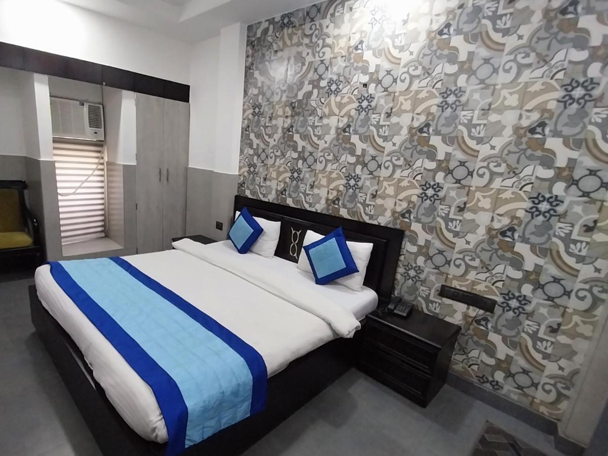 Hotel Crystal Palace Nowe Delhi Zewnętrze zdjęcie